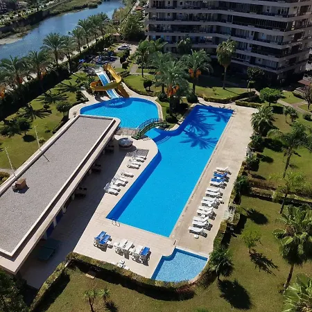 Riverside Resort Διαμέρισμα